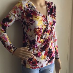 Simply Vera Wang  splash blouse